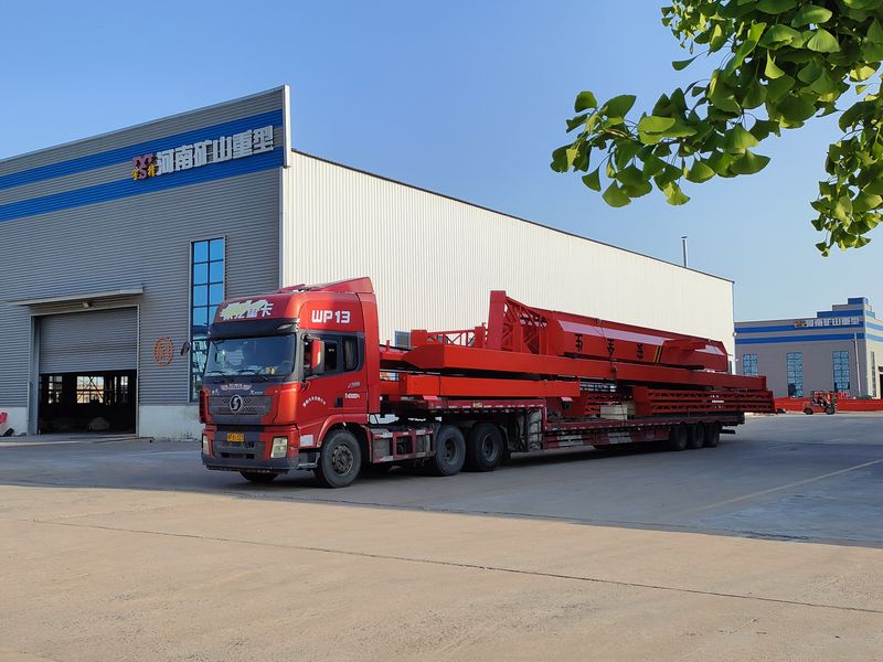 電動葫蘆門式起重機 2臺 MHxh10t—25m 外懸5/5m MHxh5t—23m 外懸4.5/4.5m 制作完成，發往青海交付客戶使用