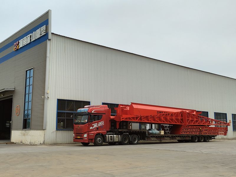 電動葫蘆門式起重機 2臺 MHxh10t—27m 制作完成，發往甘肅蘭州交付客戶使用